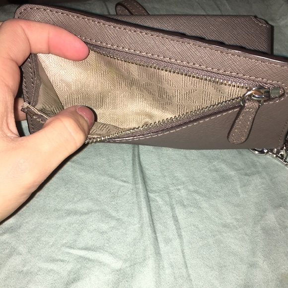 Michael Kors wristlet wallet - Picture 5 of 5
